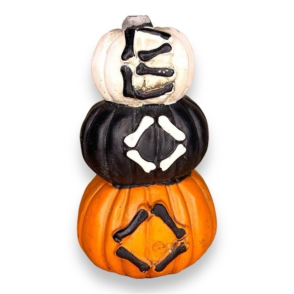 CERAMIC PUMPKIN JACKOLANTERN FIGURINE HALLOWEEN BOO GOTH HOME DECOR - Picture 1 of 7